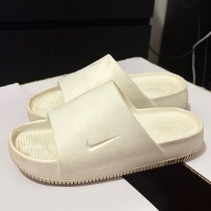 Nike Cream Slide Sandals